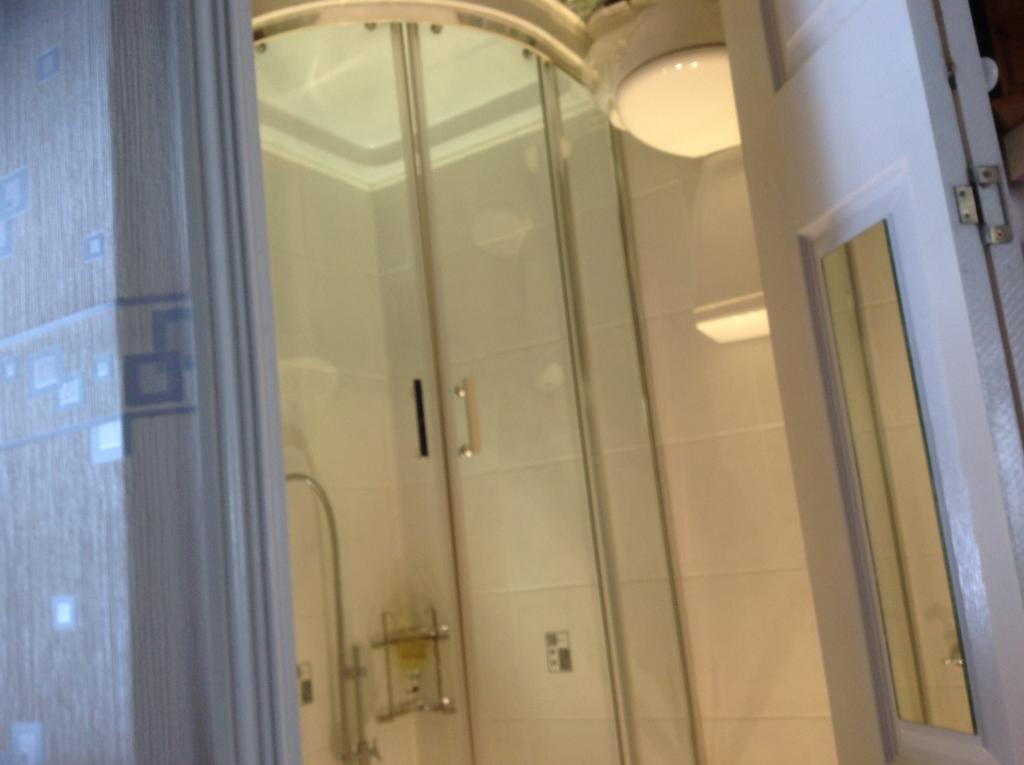 Double Room Shower